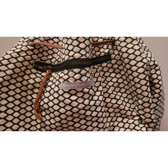 Noonday Collection Bohemian XL Nepali Reversible Tote - Picture 9 of 10